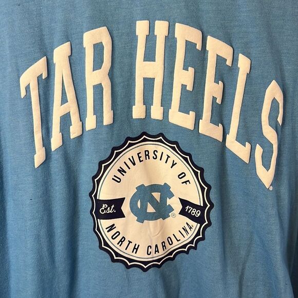 Carolina Tarheels Classic T-Shirt - Size XL - Picture 3 of 8